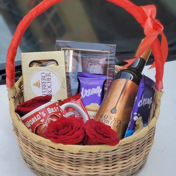 Signature Celebration Basket - Gift hampers Kenya, Nairobi CBD | Whispers Floral Gifts