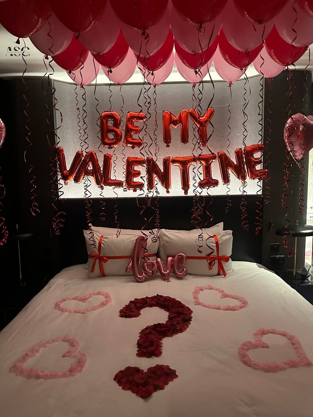 Be My Valentine 2026 – Romantic Flower & Gift Surprise